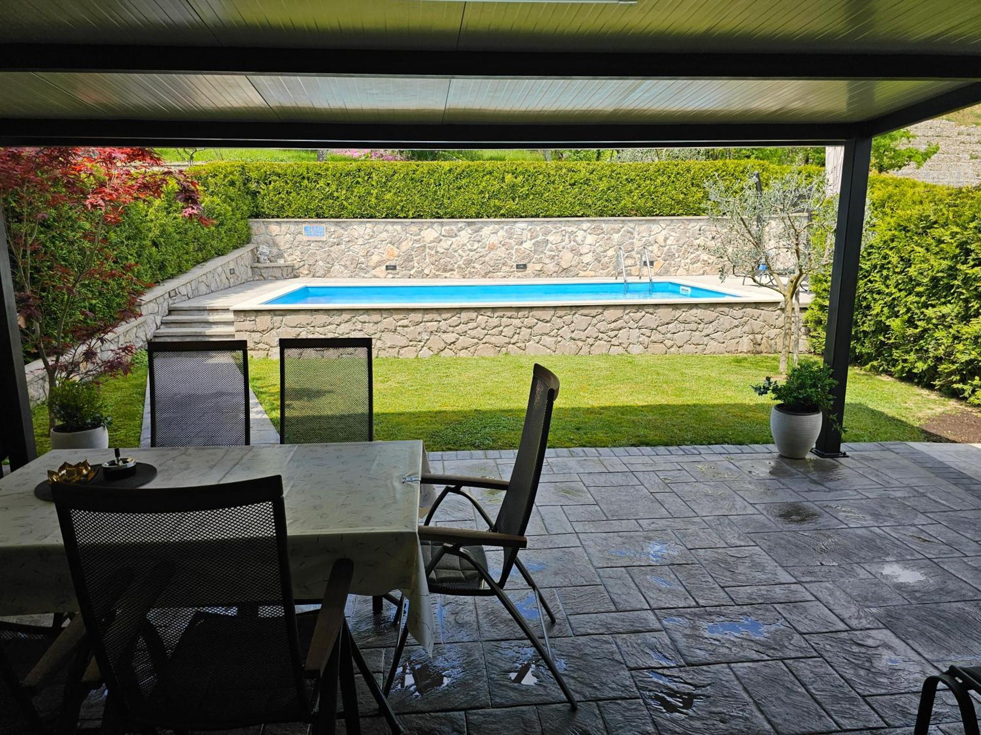 Villa Kos Lupoglav  Eksteriør billede